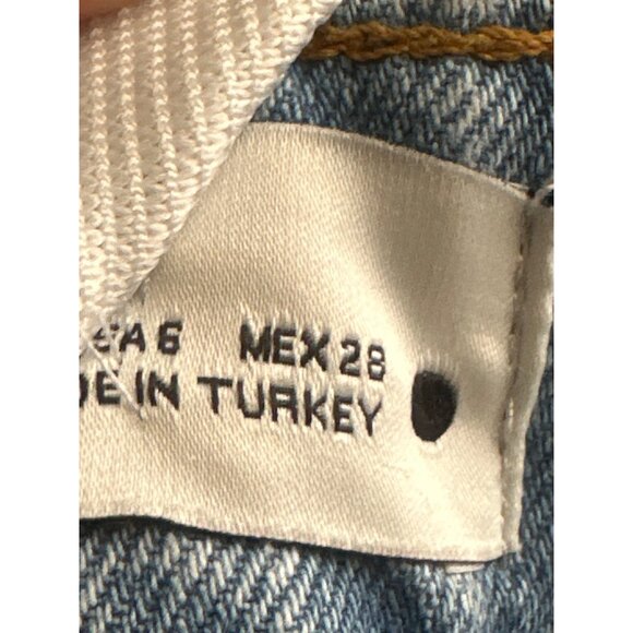 Zara Womens High-Waist Distressed Denim Shorts  Sz 6 Raw Hem Elastic Waistband - Picture 6 of 14